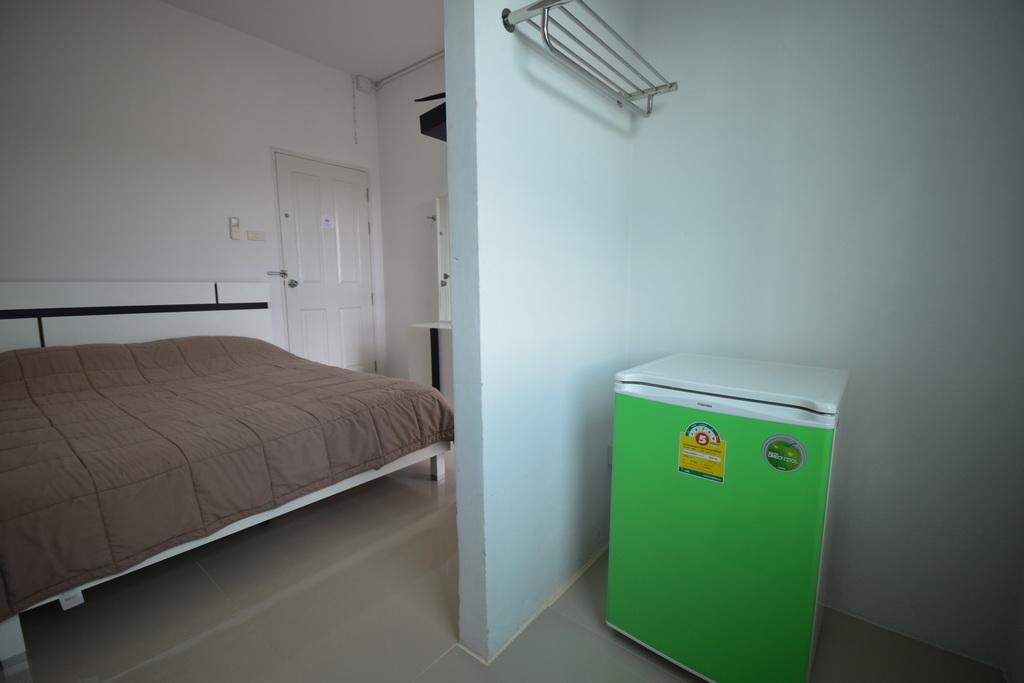 Jc Guesthouse @ Suratthani Airport Surat Thani Ngoại thất bức ảnh